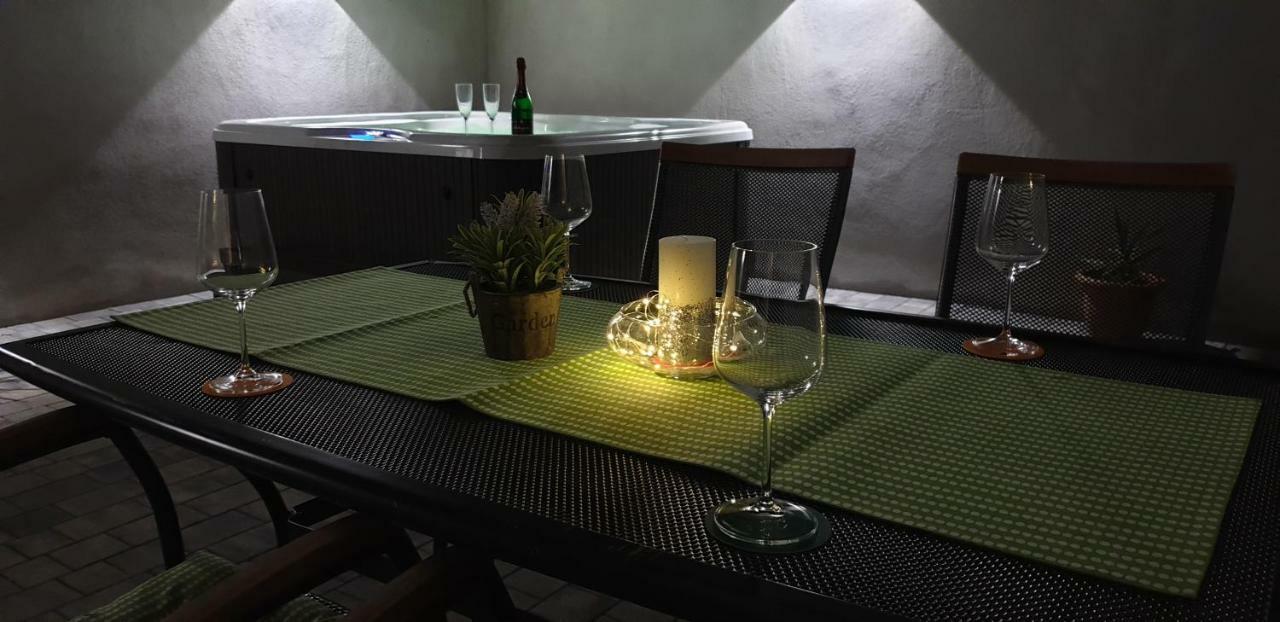 Apartman Malu Makarska Exterior foto